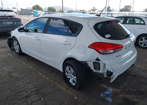 2017 Kia Forte Lx z USA, uszkodzony, nr VIN KNAFK5A88H5705579